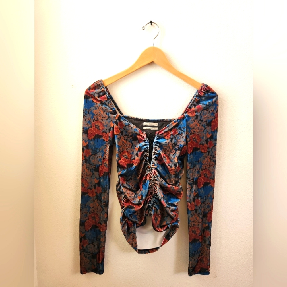 Urban Outfitters UO‎ Women's Georgia Velvet Lace-Up Top Multicolor Size Small - Picture 3 of 16